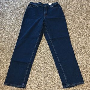 Chic Misses Average Fit Jeans Size 16 NWT